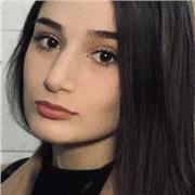 Studentessa di Ingegneria Gestionale offre lezioni di matematica